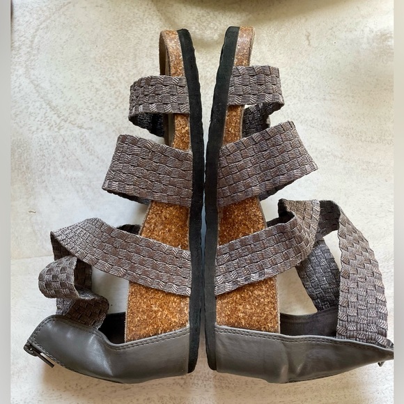 Muk Luks sandals - Picture 5 of 8